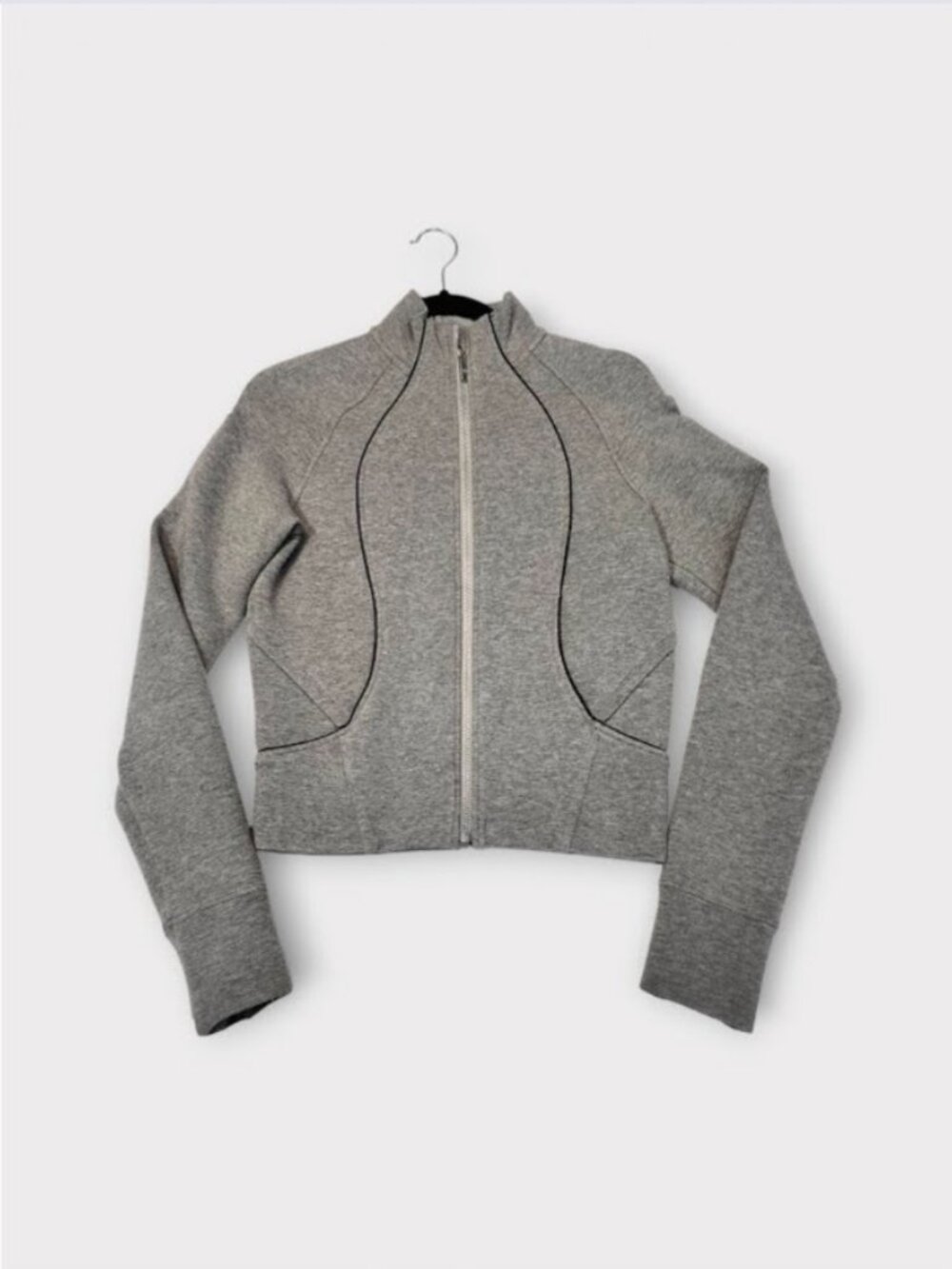 Size 4 - Lululemon Moment To Moment Jacket